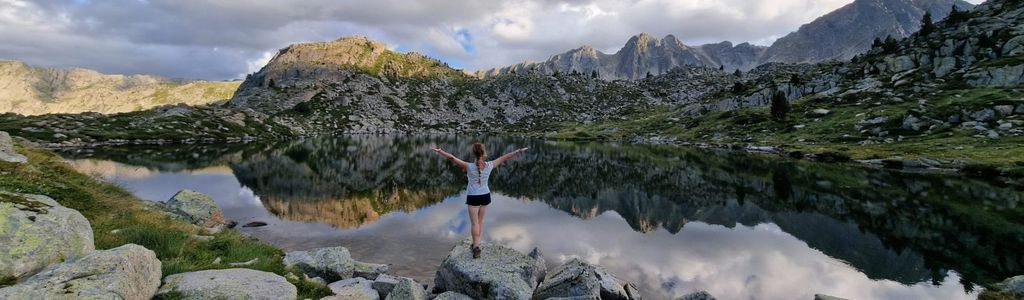 Profile Hero Background