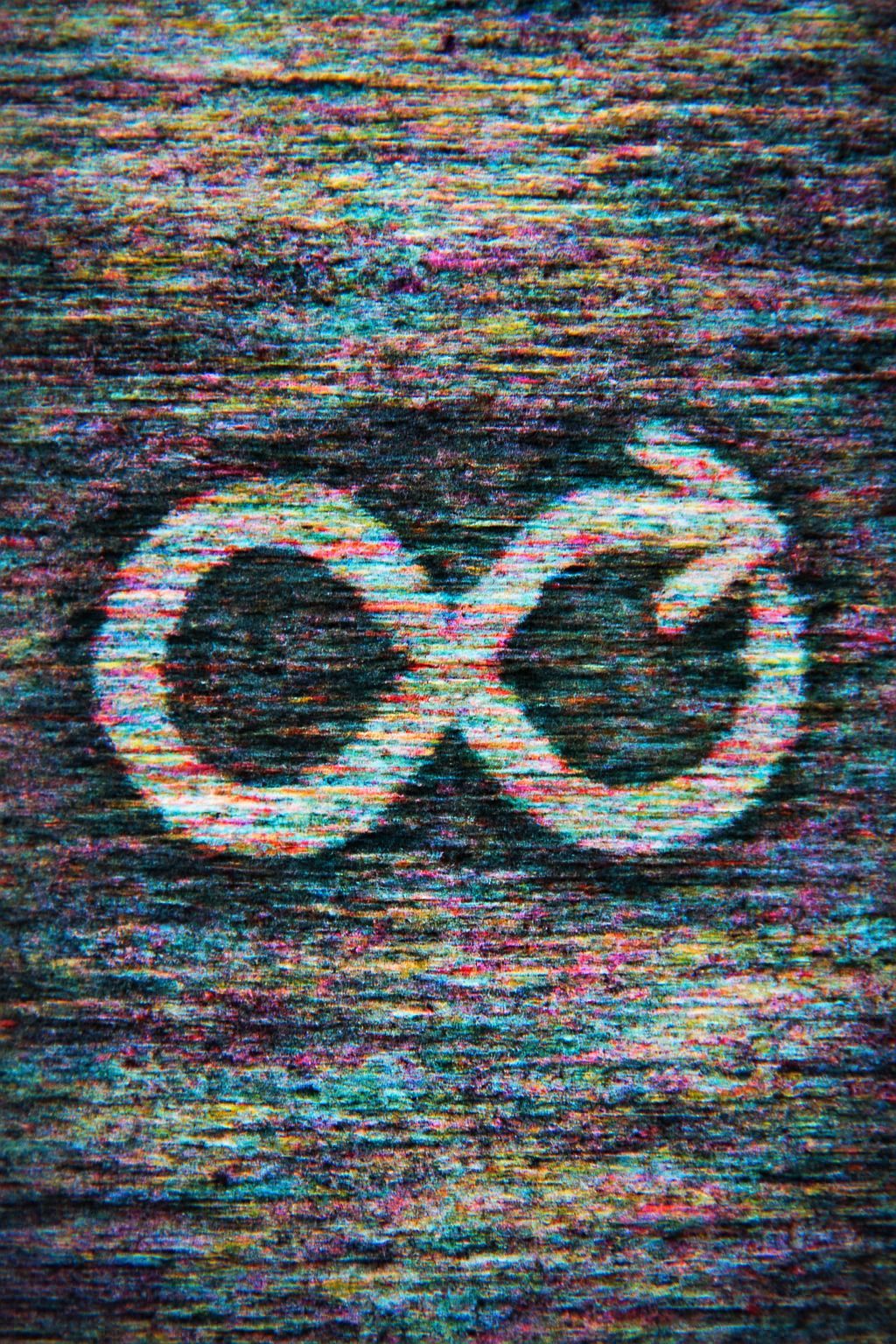 Corrupted Evolving Pattern with Visual Interference