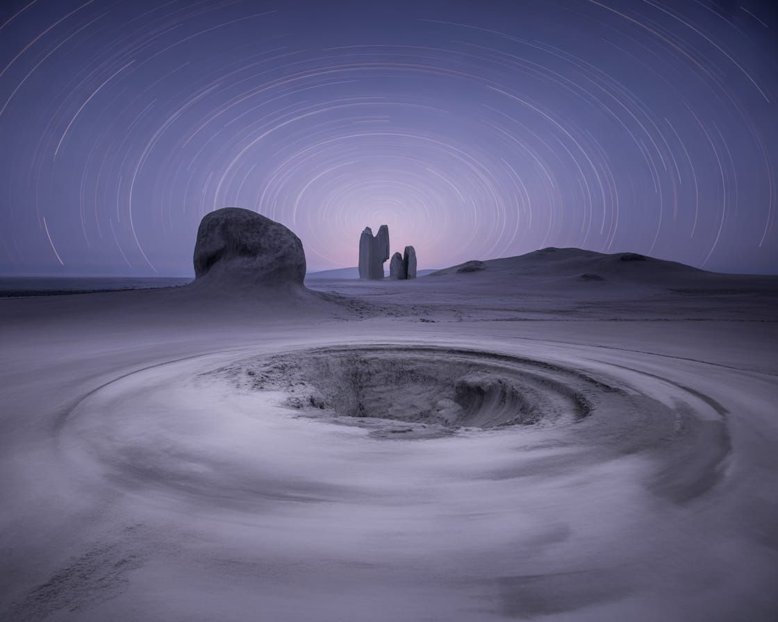 I Fashion a Moonscape I Still a Well