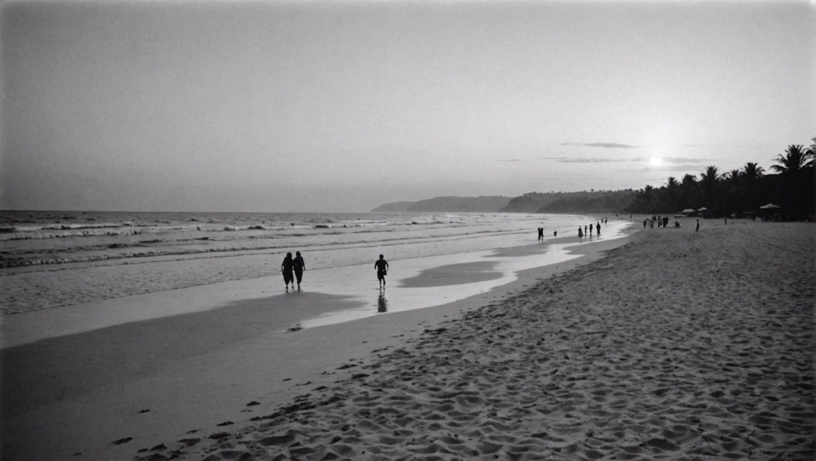 Vintage Beach Scene in 1930s Instant Film Style