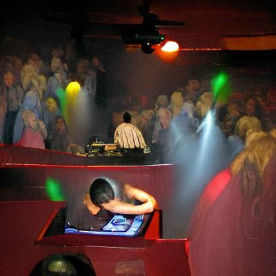 Snail DJ Rips Up the Nightclub