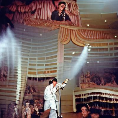 Elvis Presley Live in Las Vegas