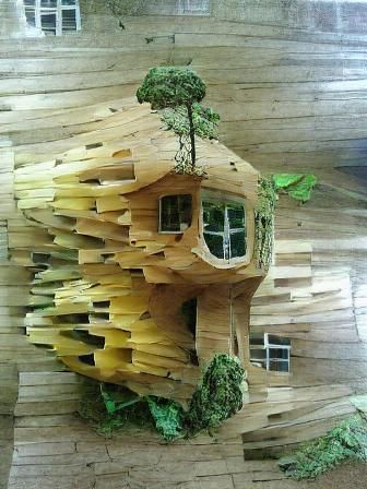 Enchanting Forest House: A Whimsical Dwelling