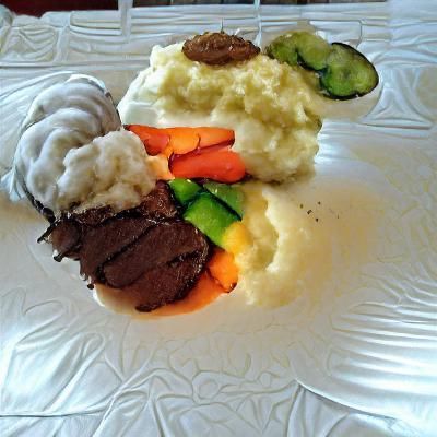 Exquisite Beef Tenderloin with Gourmet Sides