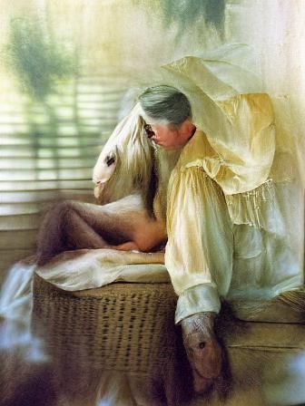 Portraits in a Dreamy Photographic Style