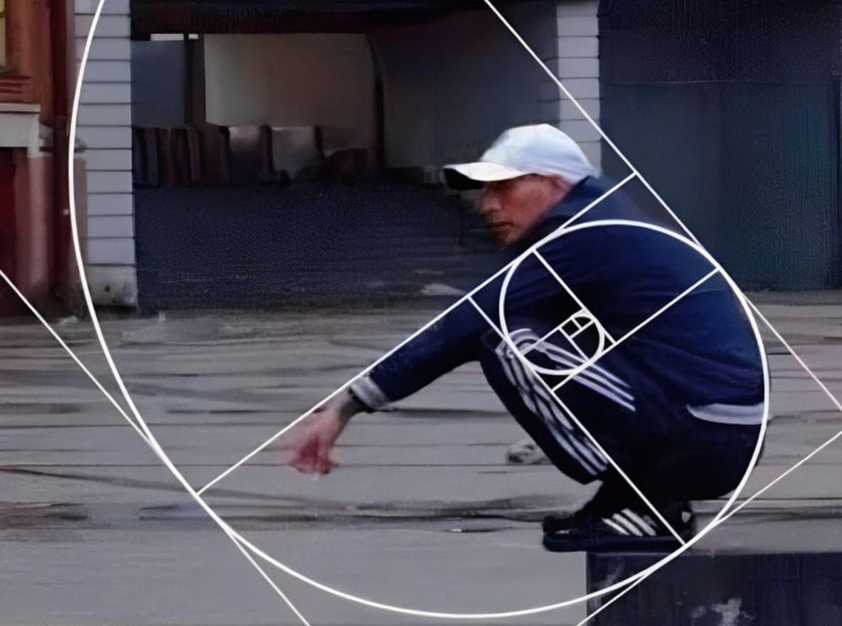 Slavic squat Fibonacci, sacred geometry, Vitruvian man,