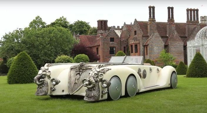 Retrofuturistic Nautilus Car of Captain Nemo, From the movie "League Of Extraordinary Gentlemen"