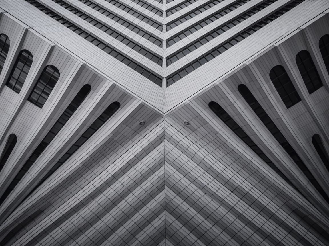 Intricate Pattern with Selective Focus: Masterful Shot