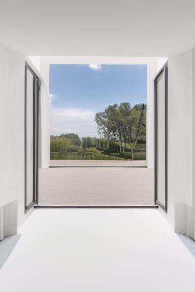 Villa Savoye by Miles van see Rohe, Zaha Hadid, Richard Rogers, Norman Foster, Frank Gehry and in David Bowie style -bea...