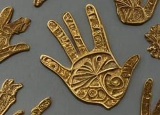 Golden Fatima Hand Design