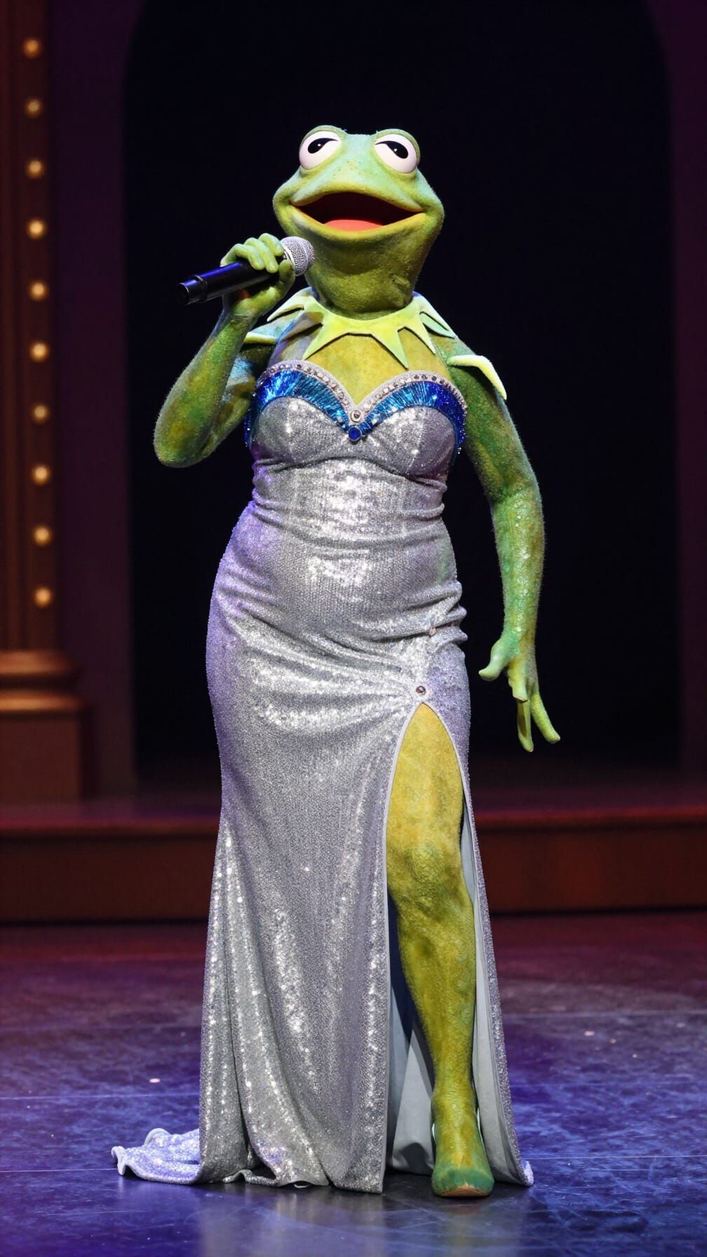 Vaudeville Frog Singer in Spotlight