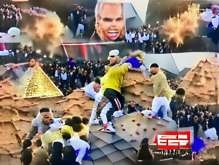 Celebrity Boxing Match on Golden Pyramid