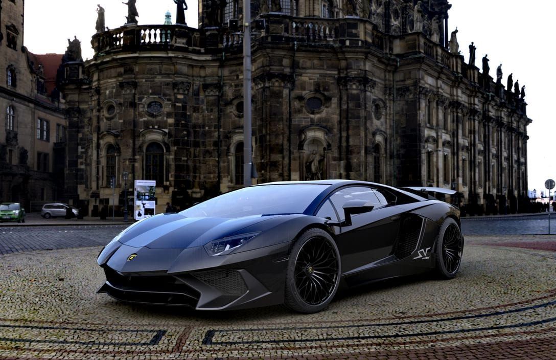 Lamborghini Aventador SV in front of Dresden cathetdral