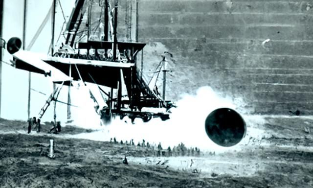 1800s Moon Launch: A Victorian Sci-Fi Vision