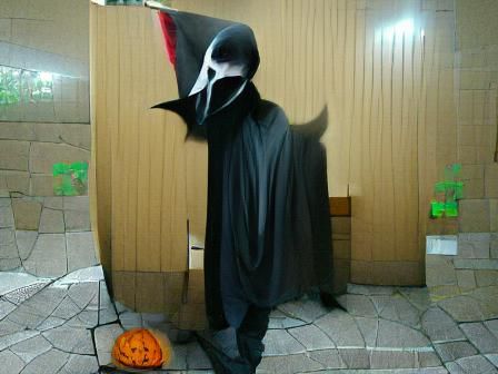 Creative Halloween Cosplay Costume Idea