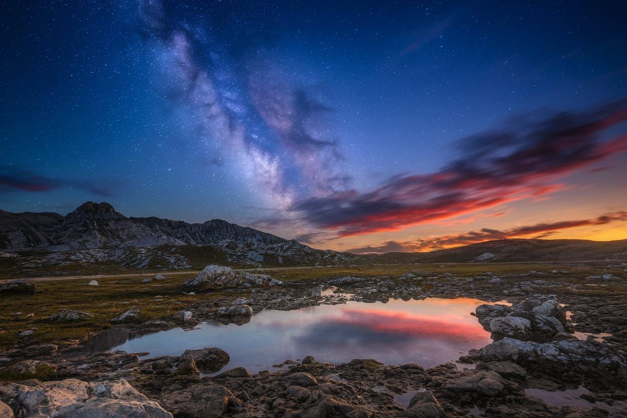 I Fashion a Moonscape I Still a Well