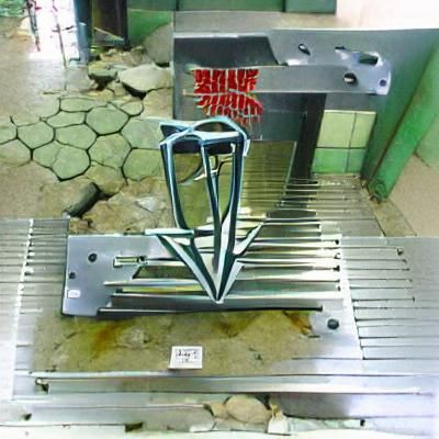 Razor Blade Turnstile