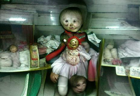 Image of a Creepy Doll Generated by AI