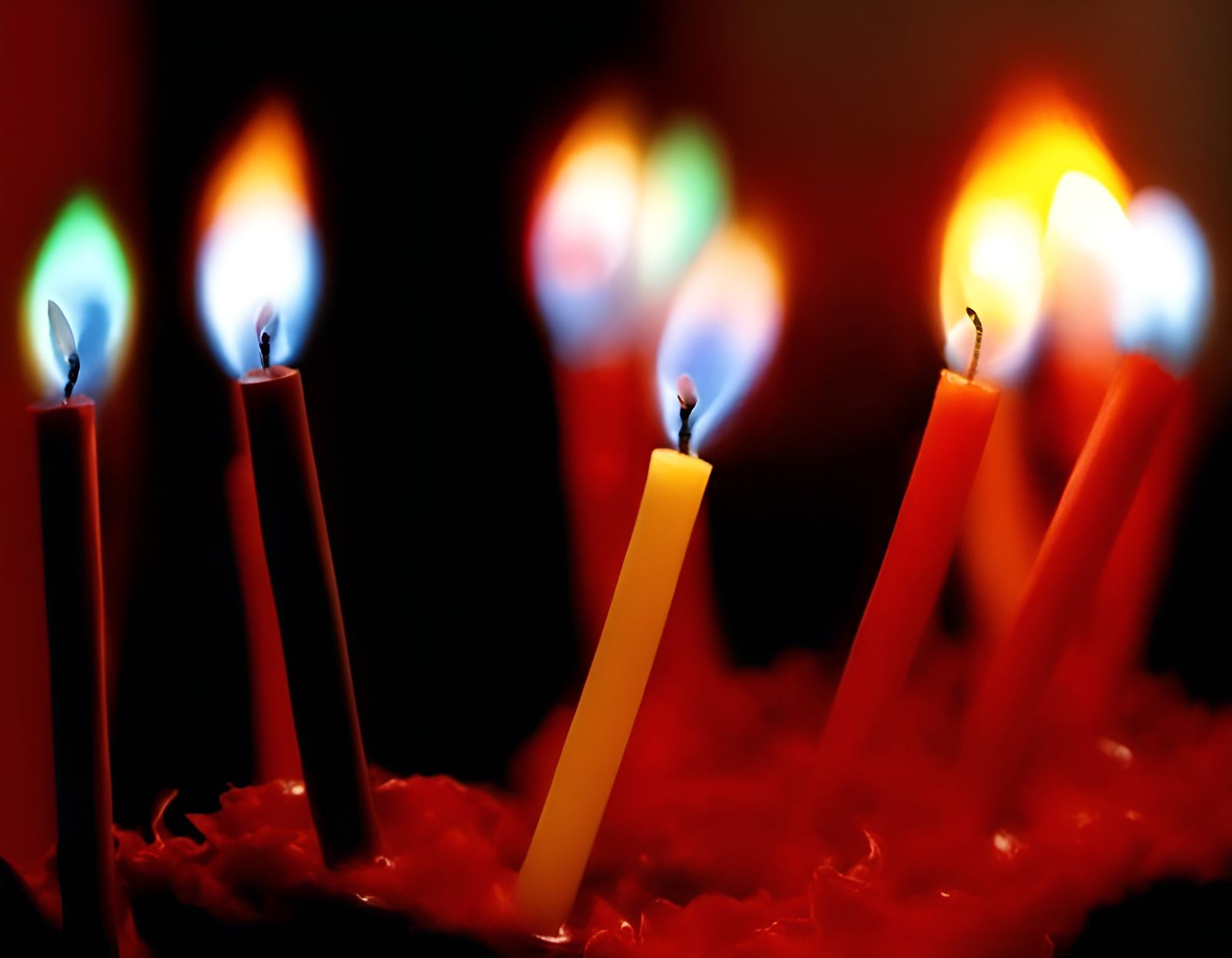 Candele di mille luci e colori