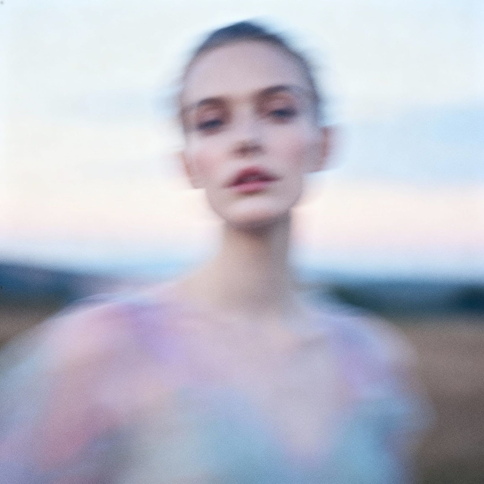 Dreamy Portrait in Paolo Roversi Style with Pastel Hues