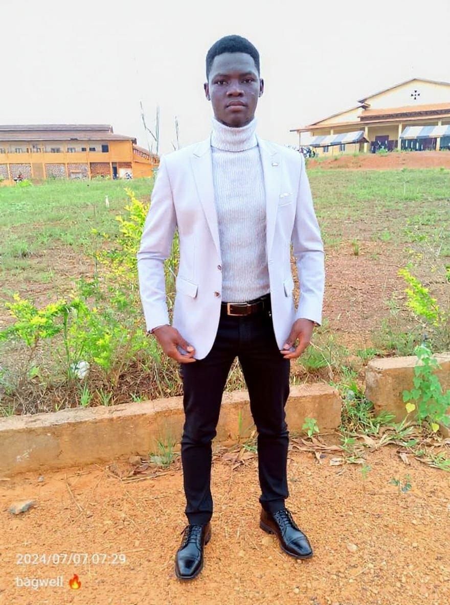 AI Generates Image of White Clothing from Grey