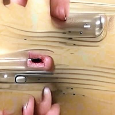 Abstract Sound of Fingernails on Phone Case