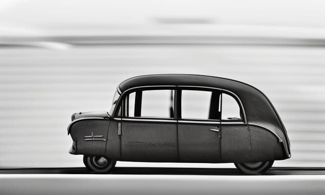 black  classic bread car