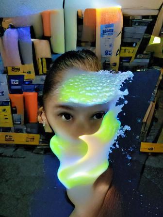 Luminescent foam