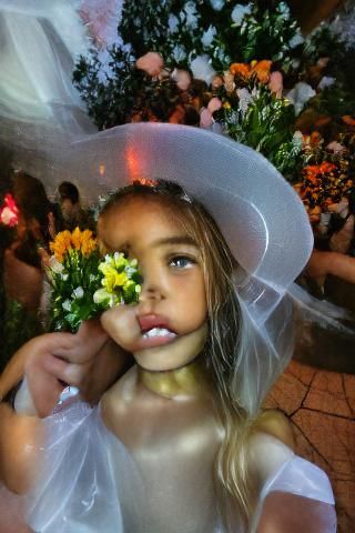 flower girl