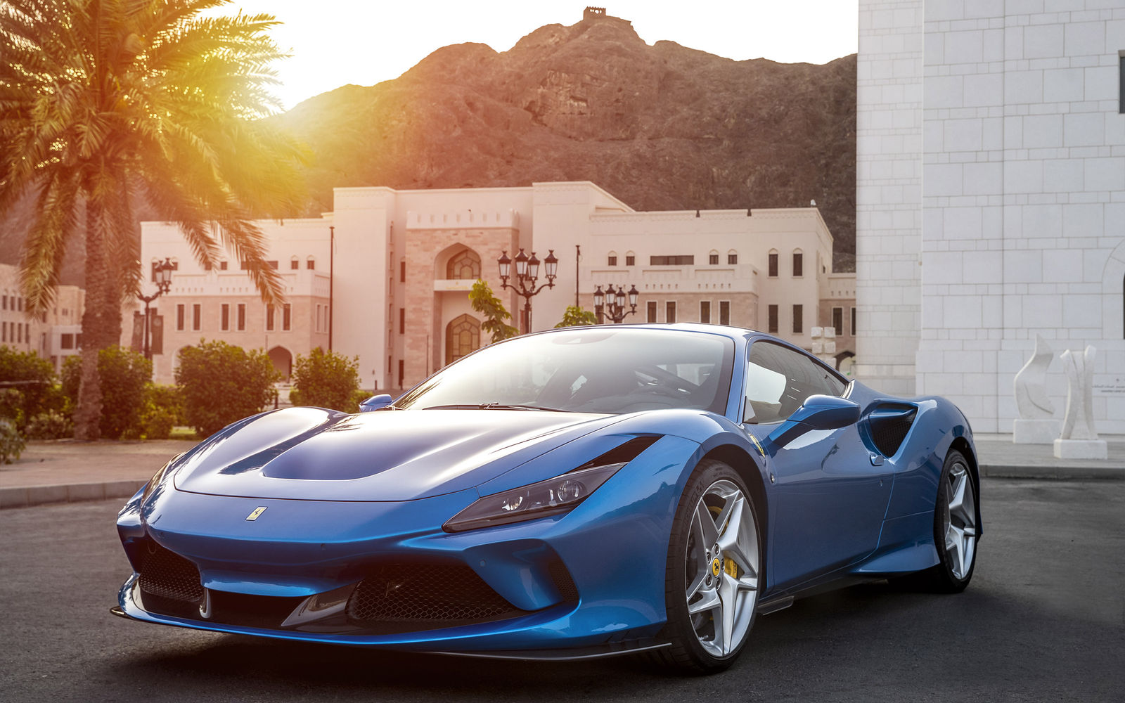 2022 Ferrari 812 Competizione blue