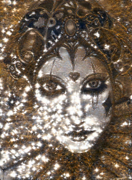 Glittering Starlight Queen of Hearts