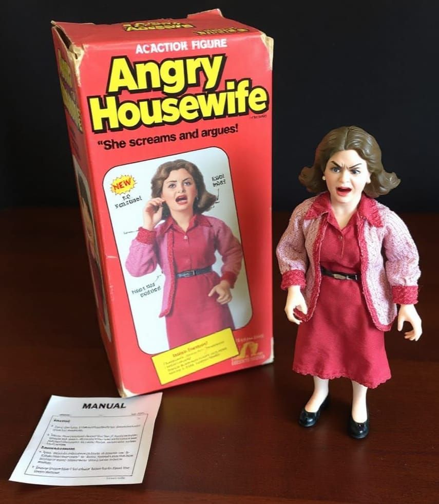 "Angry Housewife" Action Figure (Action Figure "Drunk Husband" also available)  by @Arti-San