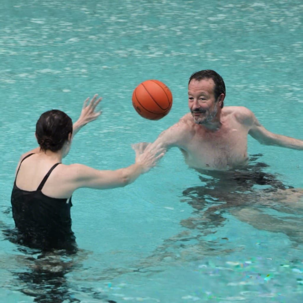 underwater basketball