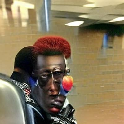 Wesley Snipes from the movie Blade except he's a clown