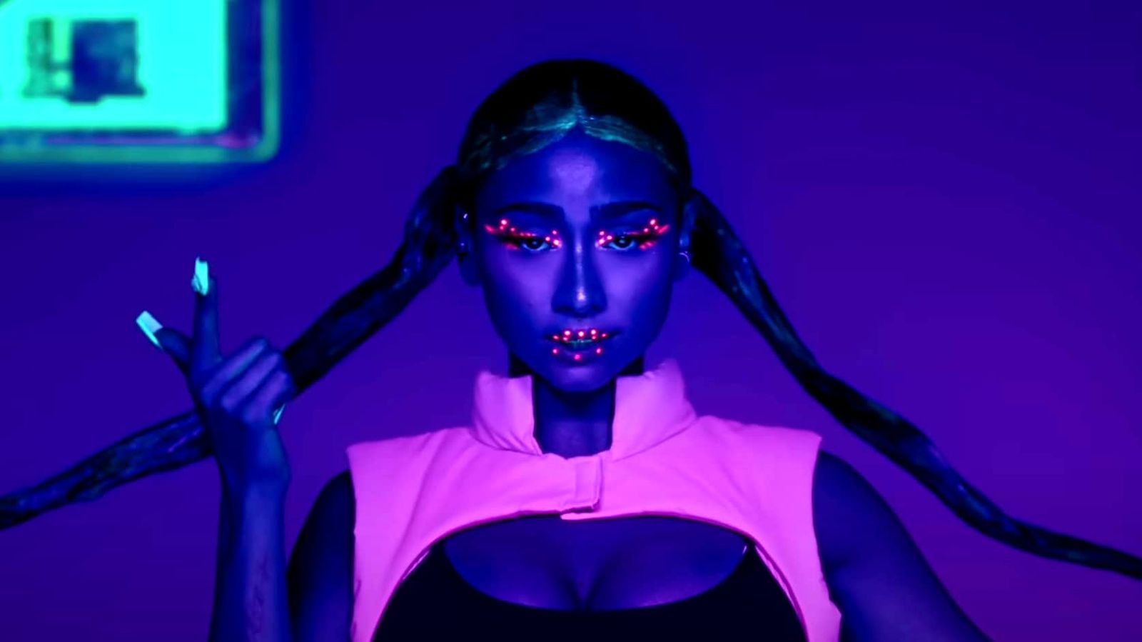 Paloma Mami - Hakia - screenshots as pretty as AI