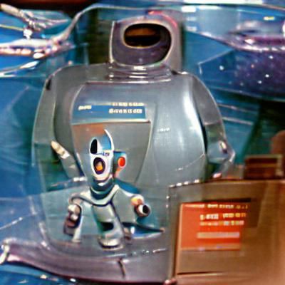 Lost in space Robinson robot