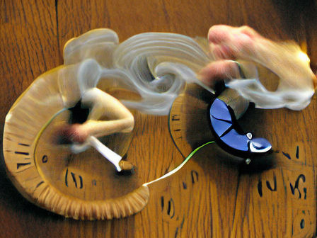 jittering is a favorite hobby of smoke emitting clocks