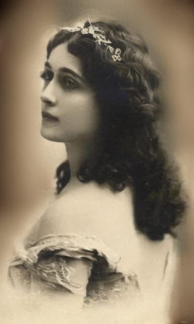 A vintage photo 2