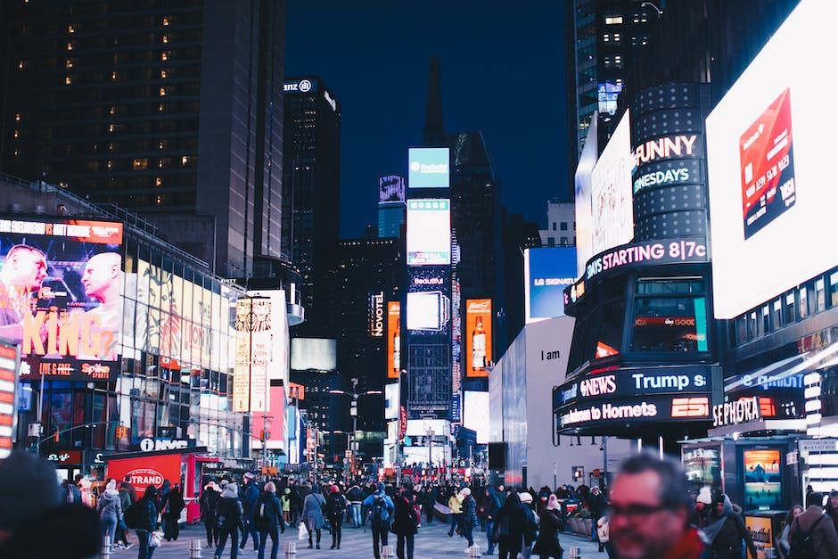 Waldo visits Times Square