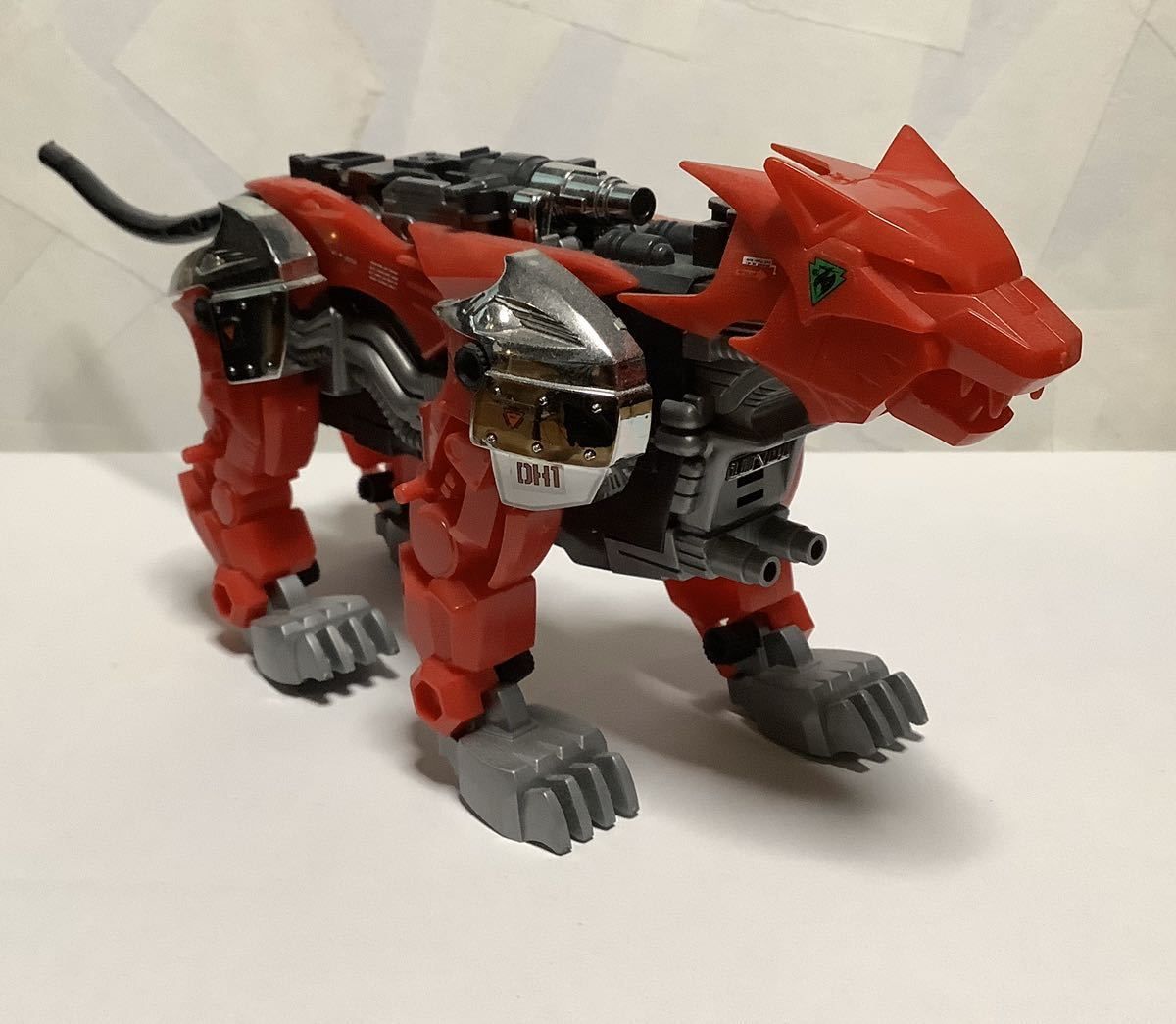 robotic cougar cat mecha, feline zoid cat mech grey zoid cougar feline zord cougar robot