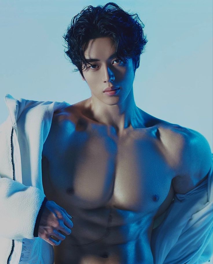 Handsome young cultivator