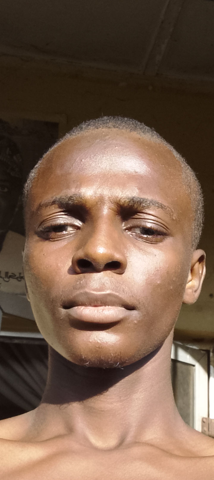 <lora:EtherealVisionsFlux:1.0> "Ultra realistic professional business headshot of a confident young man, natural skin texture, sharp focus, ...