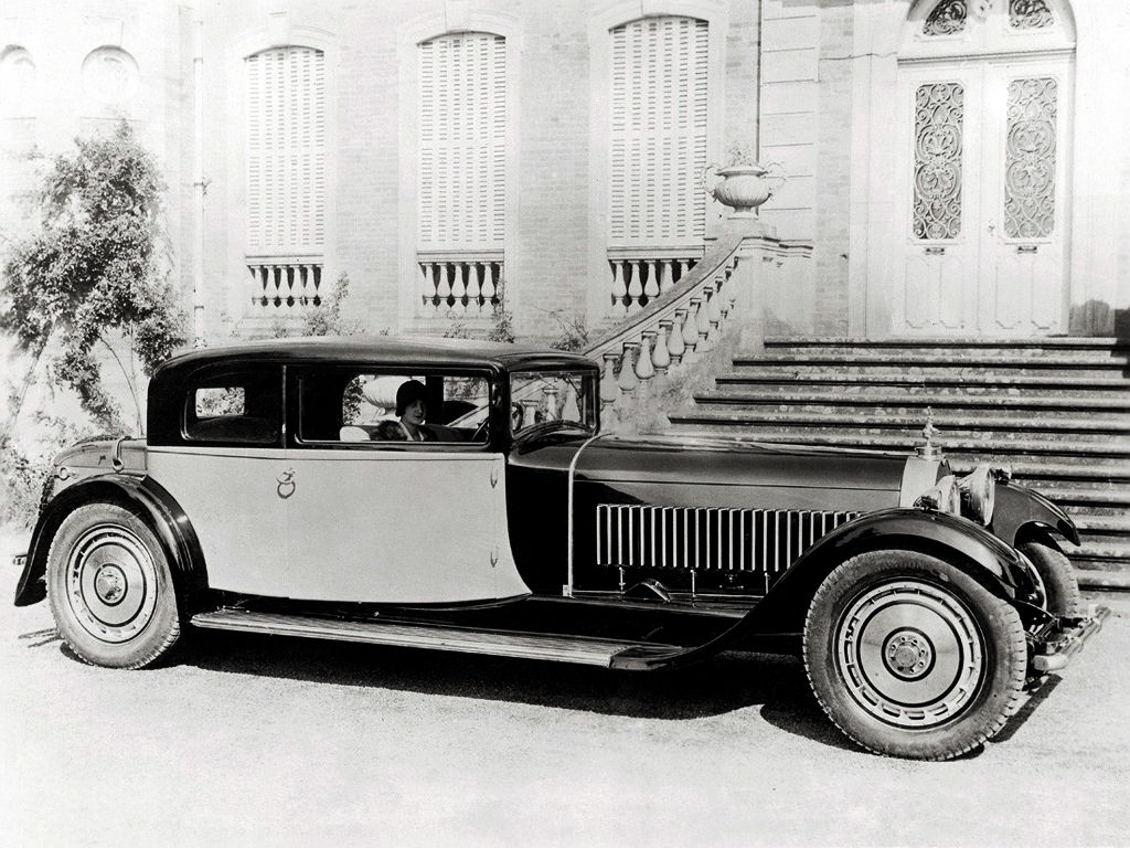 A magnificent 1930s car