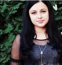 Make portraits in the style of the 19 century. pre-raphaelitism. Close-up portrait, color portrait, Linkedin profile picture, professional p...