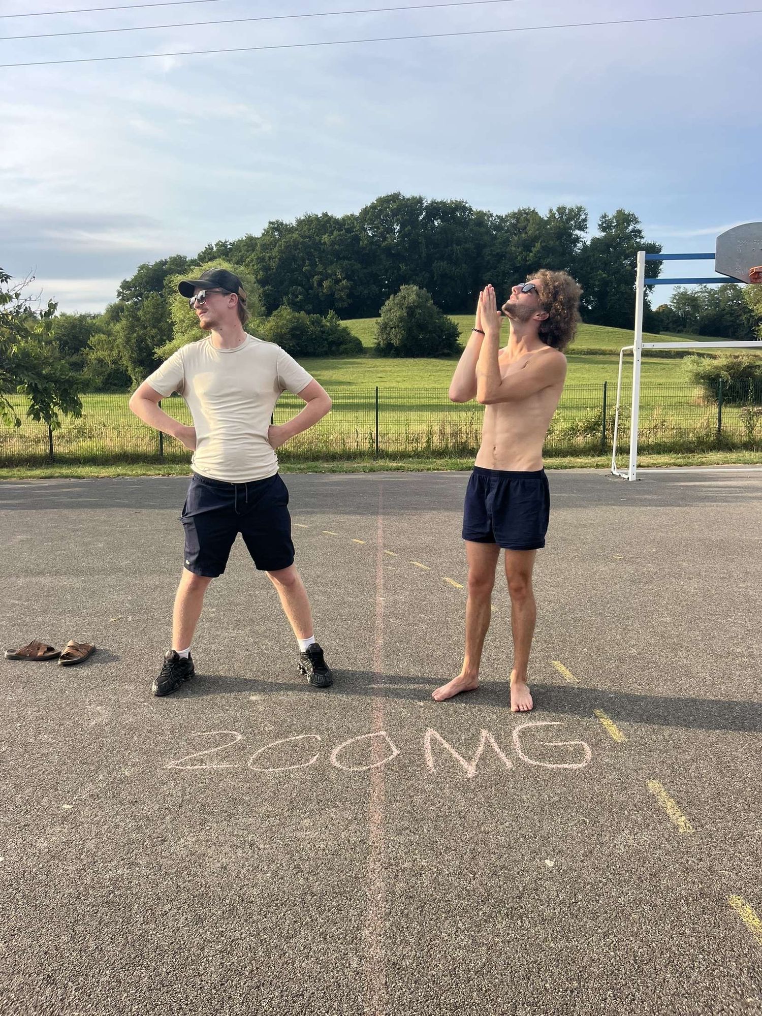  Hyperrealistic, splash art, concept art, mid shot, intricately detailed, color depth, dramatic, 2/3 face angle, side light, colorful backgr...