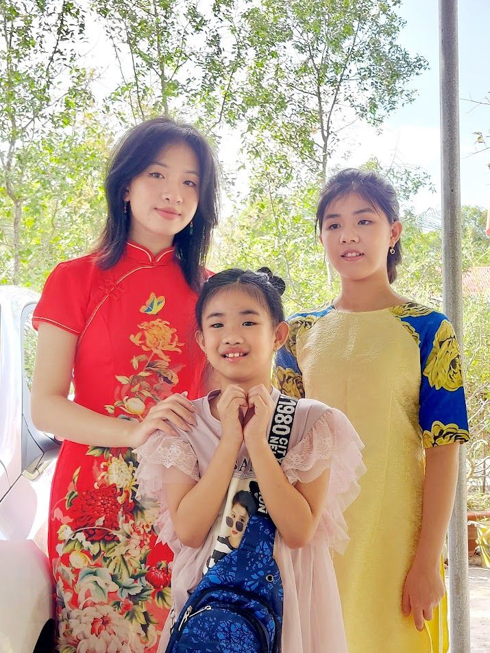 Stylish figure: cute dog with silky fur, velvet ears and big eyes will be very cute and attractive to players. We can choose eye-catching co...