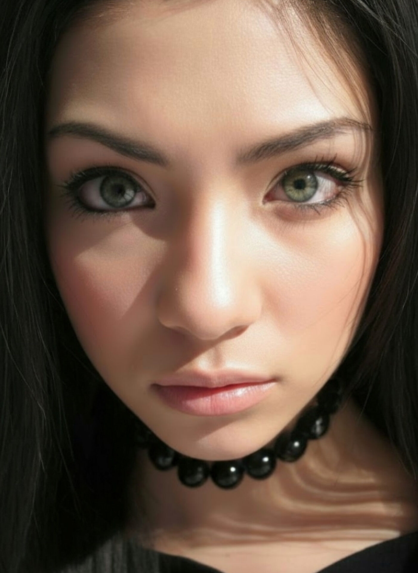 Asmodina_Devruhadabra