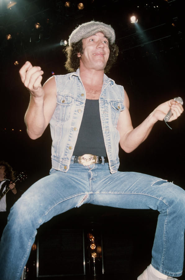 Brian Johnson of ACDC. Pathfinder style. 5E style.