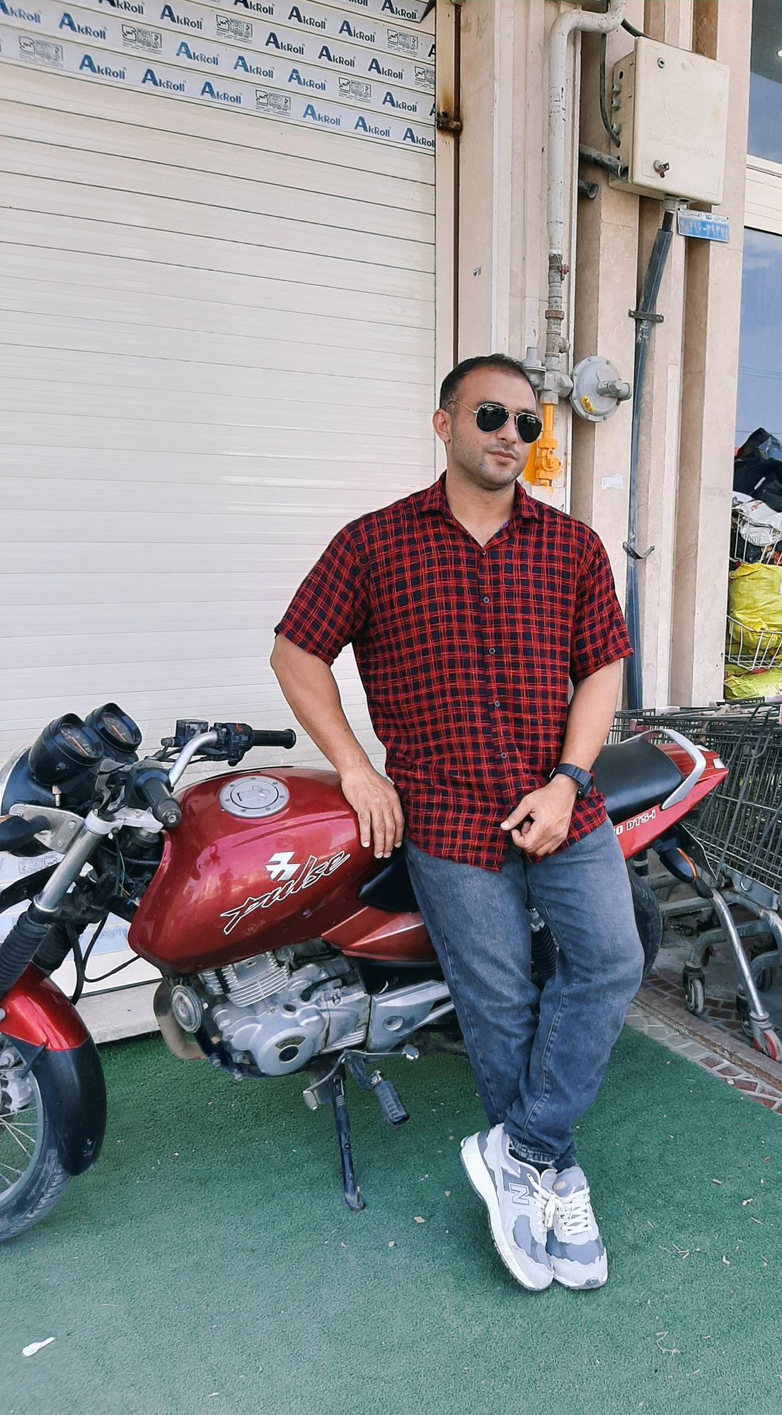 background change to a big street in american in 1999 at sunset .boy in this picture color tone combin white backgroun color.
 cinmatic styl...