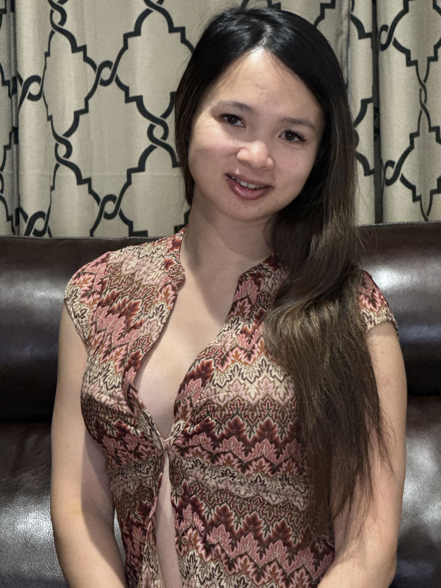 pregnant elf sitting